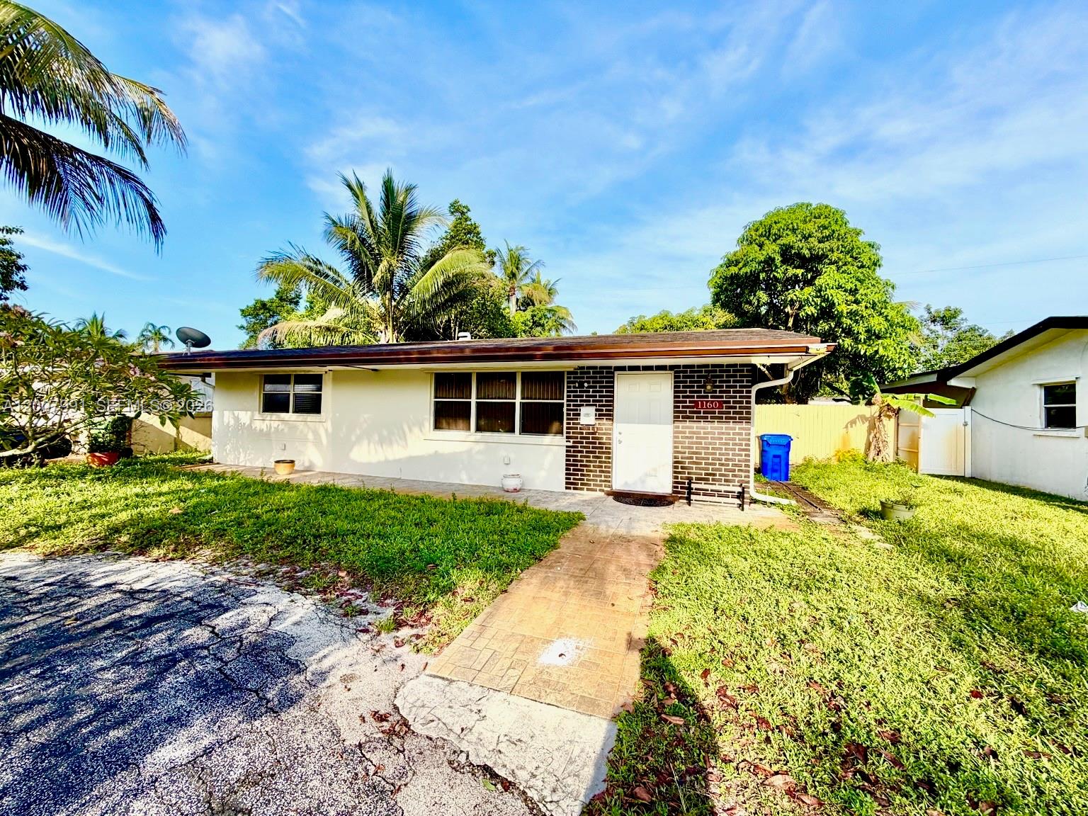 1160 NW 77th Way # 1160, Pembroke Pines FL 33024
