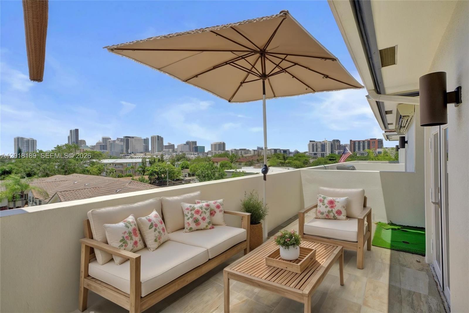 VIRTUAL STAGING