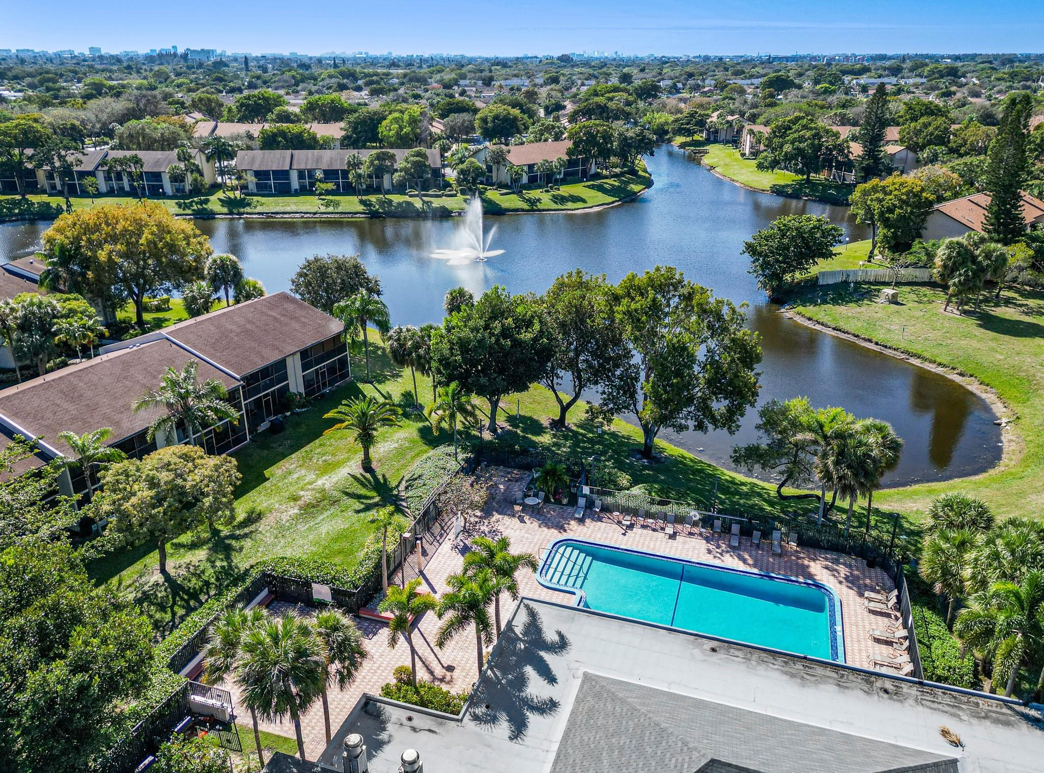 1244 S Military Trail # 725, Deerfield Beach FL 33442