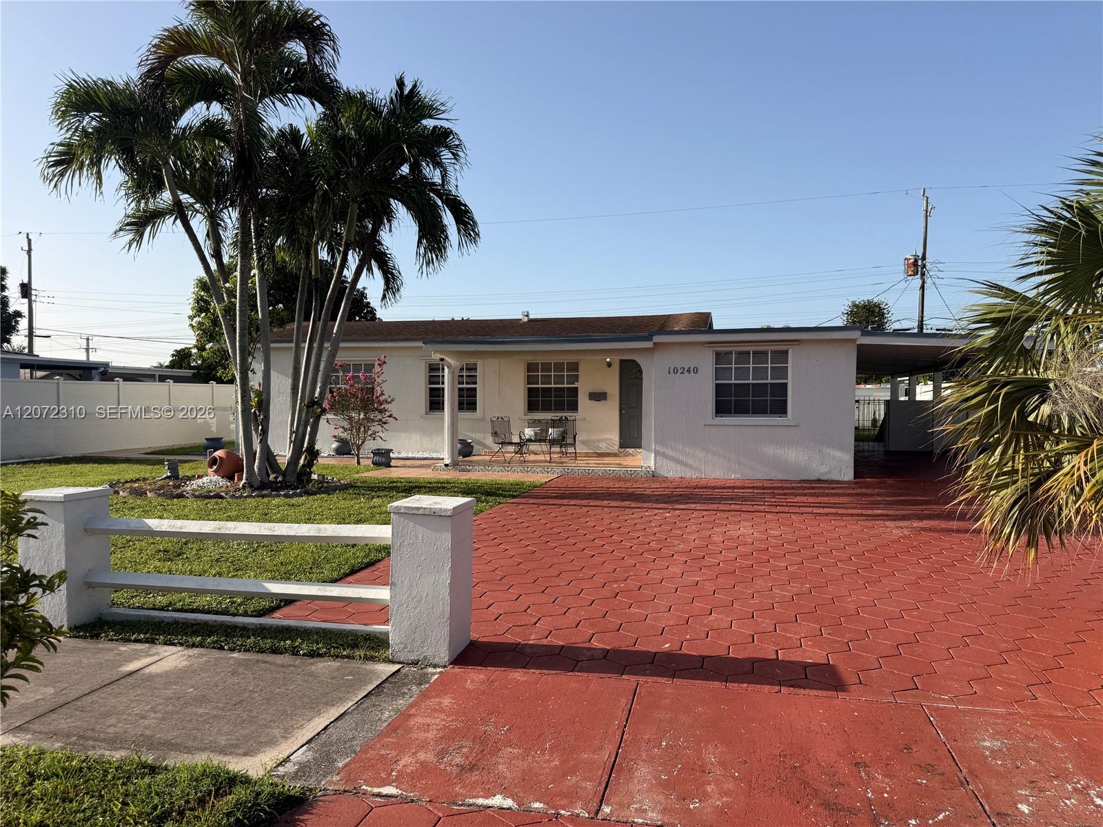 10240 SW 35th St, Miami FL 33165