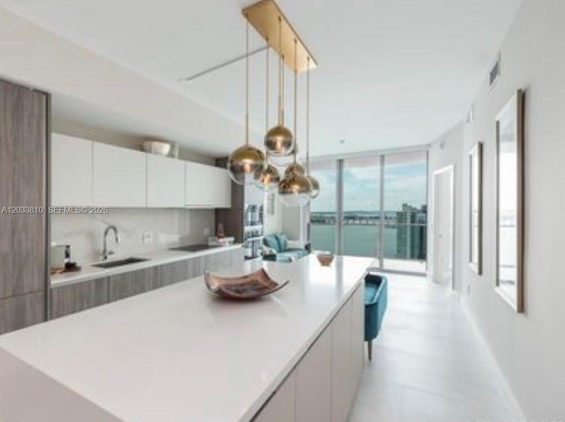 2900 NE 7th Ave # 2908, Miami FL 33137