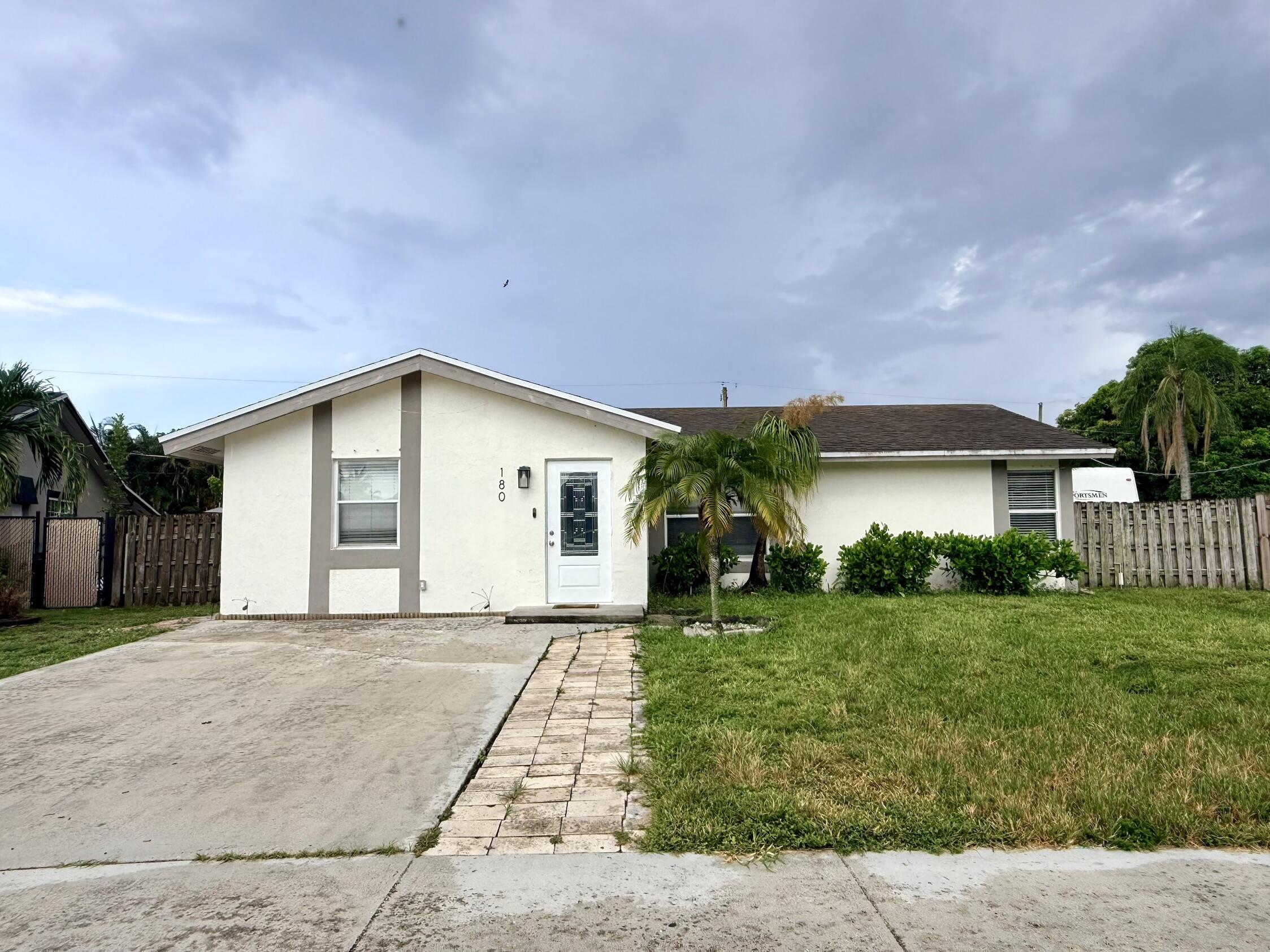 180 SW 32ND Terrace, Deerfield Beach FL 33442