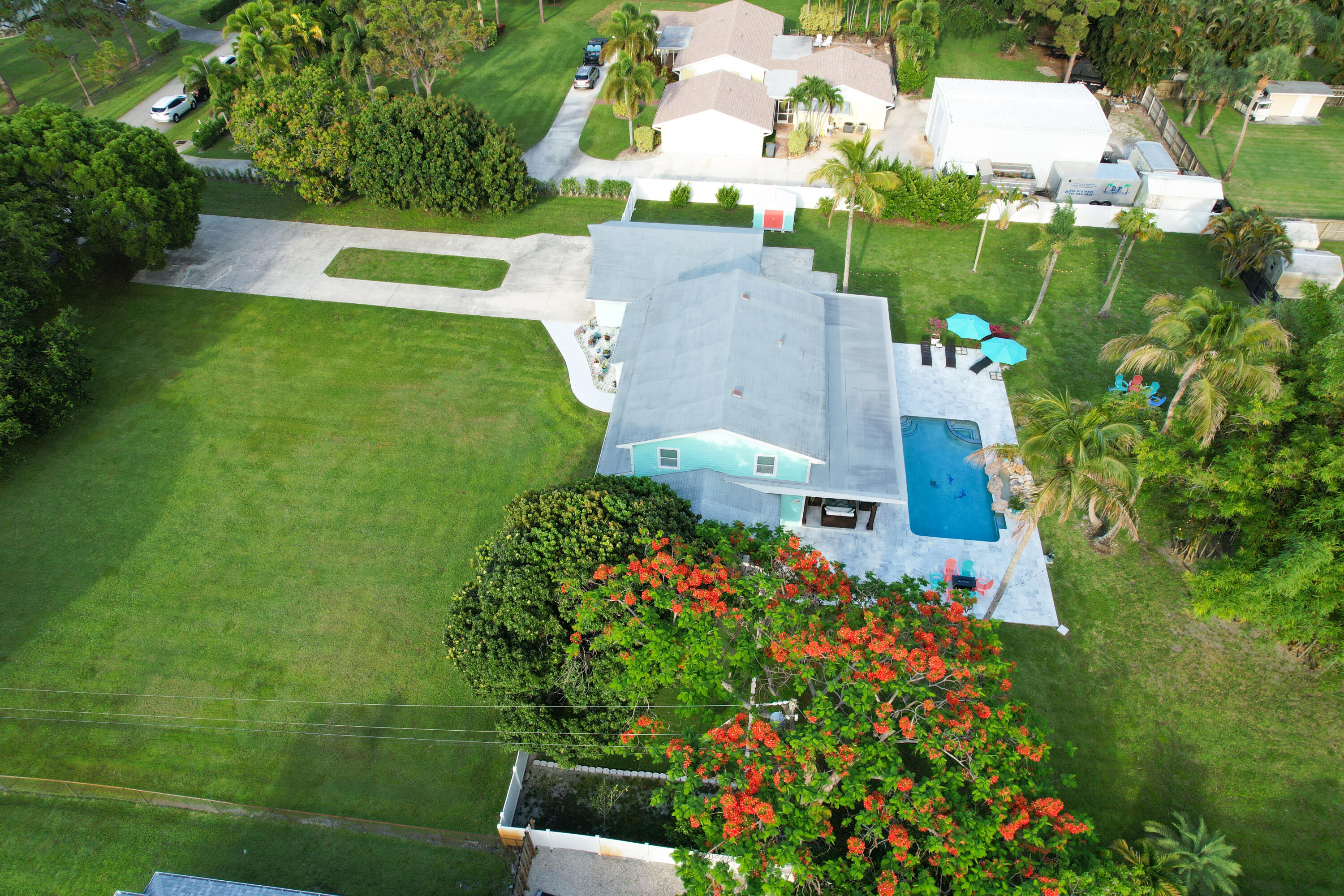 5078 Canal Drive — Photo 2