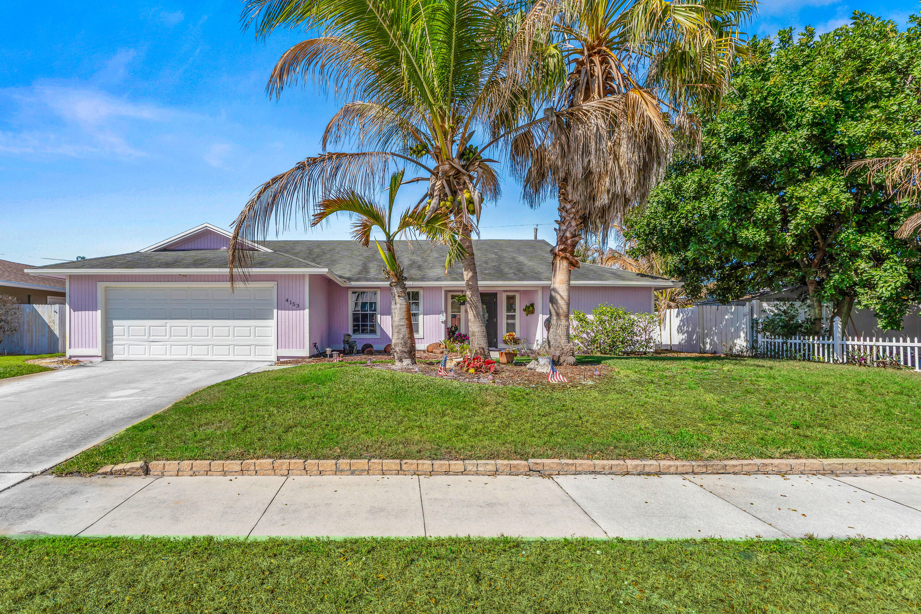 4153 Russell Street, Jupiter FL 33469