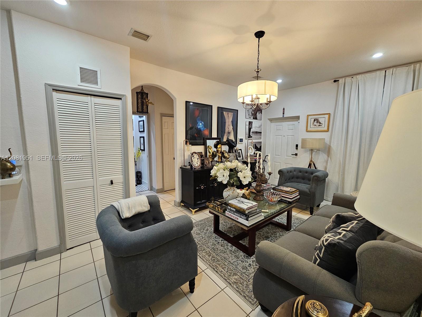 1661 SE 28th St # 105 — Photo 3
