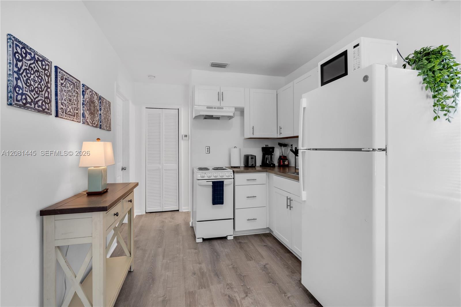 925 SW 15th Ave — Photo 4