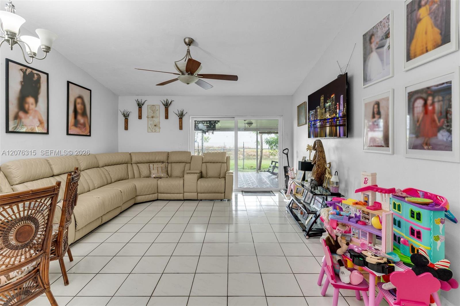 12202 SW 111th Ln — Photo 4