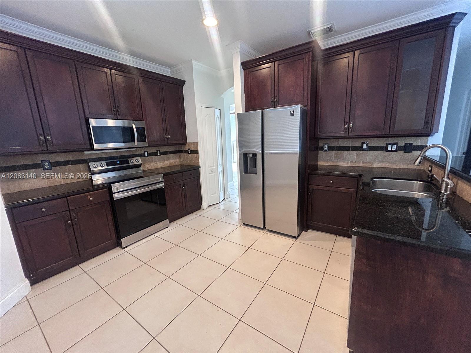 6528 SW 158th Pass — Photo 5