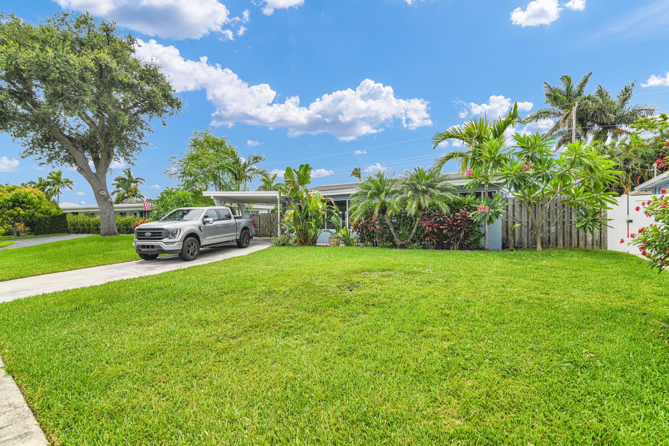 909 SE 16 Place — Photo 5