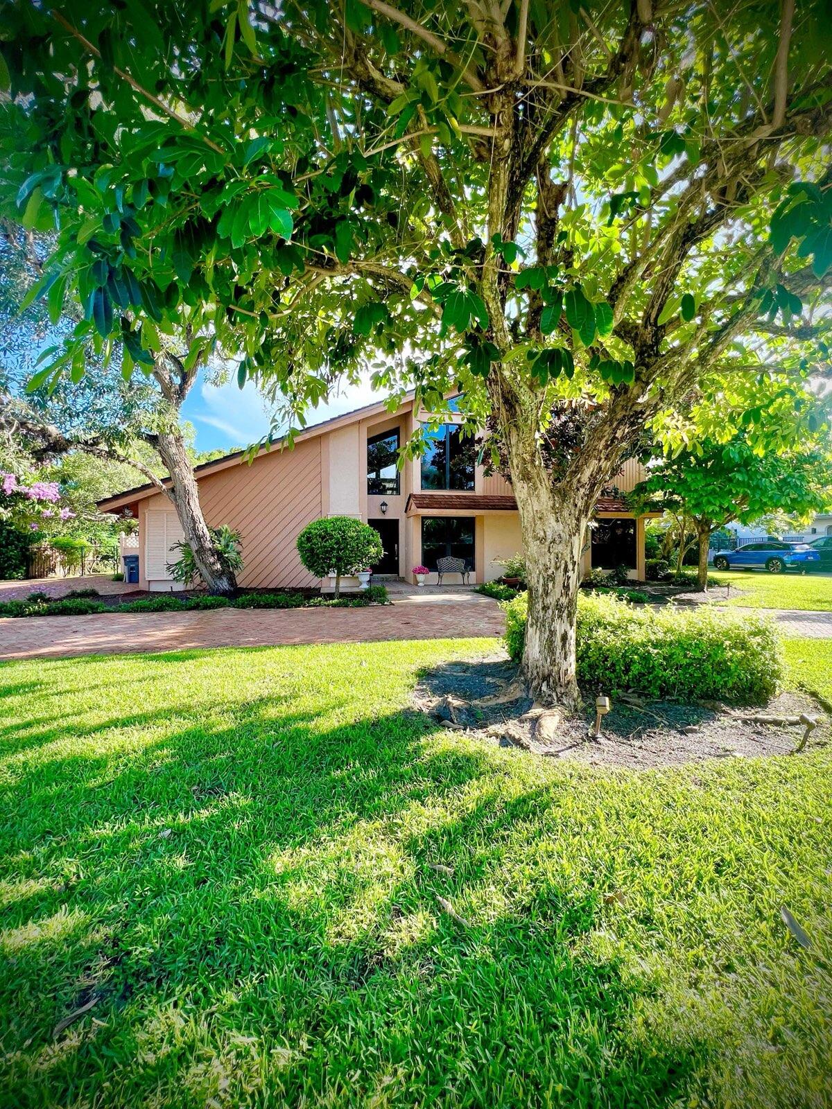 4169 Saint Andrews Drive, Boynton Beach FL 33436