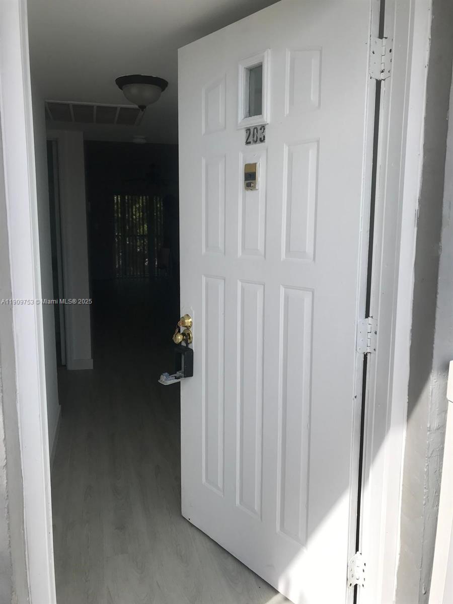 438 NE 210th Cir Ter # 4B, Miami FL 33179