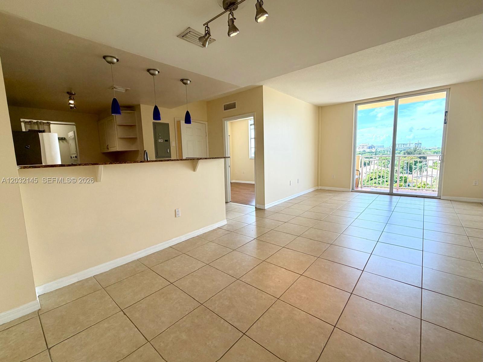 215 SW 42nd Ave # 708, Miami FL 33134
