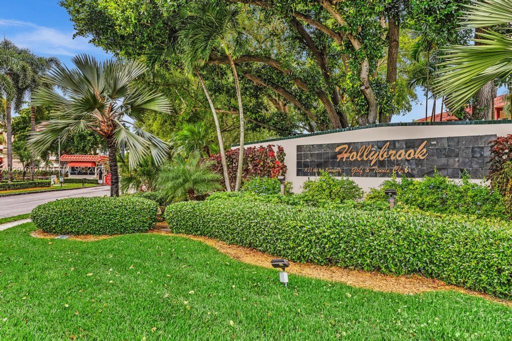 671 S Hollybrook Dr # 209, Pembroke Pines FL 33025