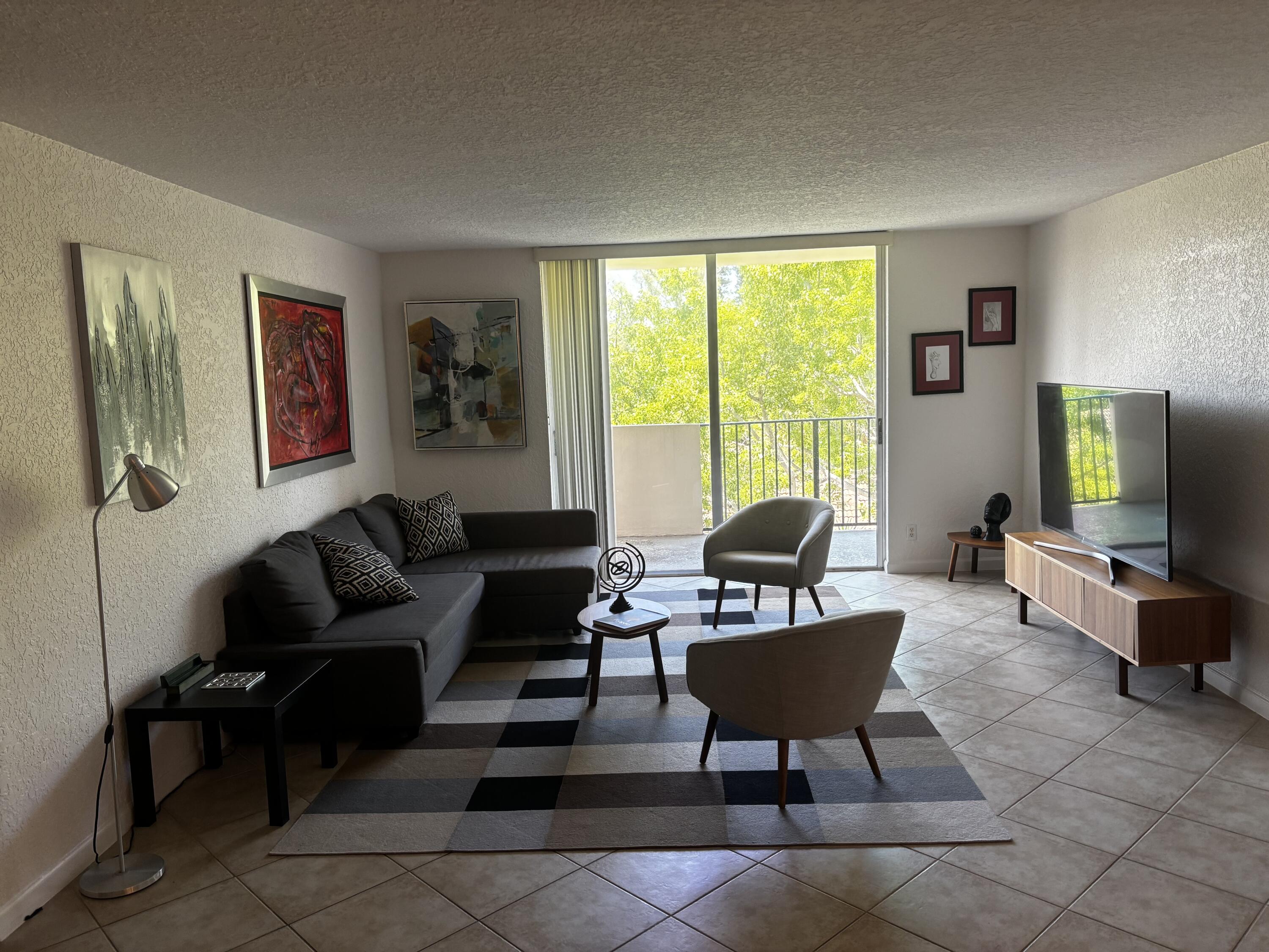 1000 Spanish River Road # 4p, Boca Raton FL 33432
