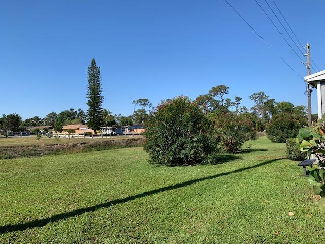 2916 Crosley Drive E # M — Photo 3