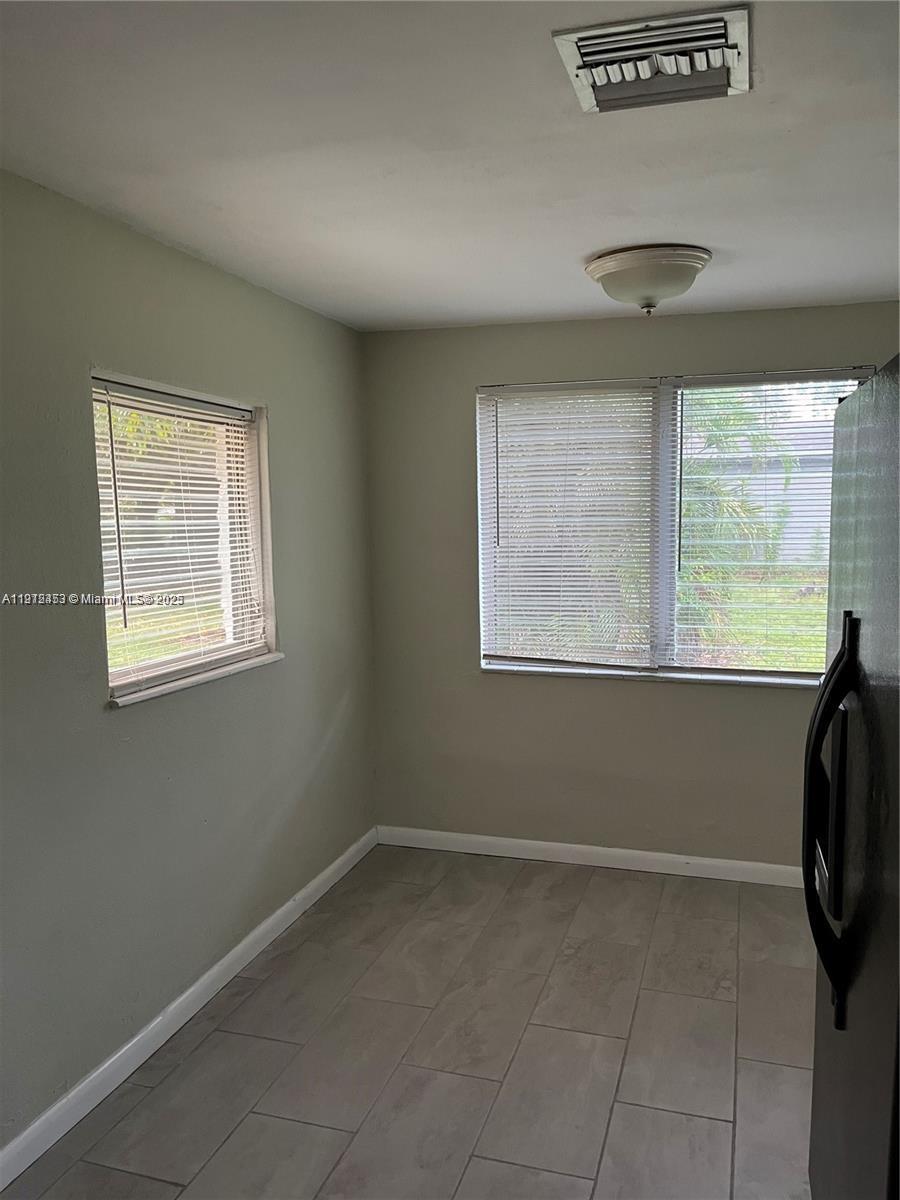 1140 NW 4th Ave — Photo 5