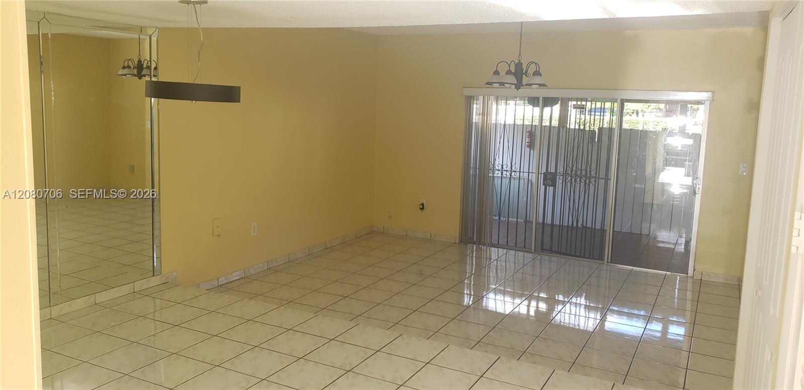 11 Olive Dr # F — Photo 5