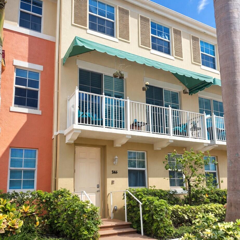 146 Moorings Drive, Lantana FL 33462
