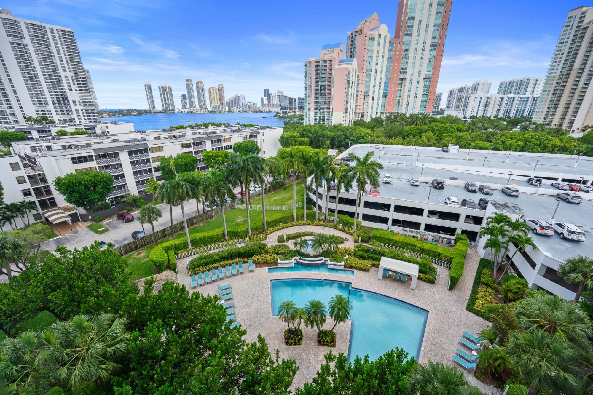 3300 NE 192nd Street # 915, Aventura FL 33180