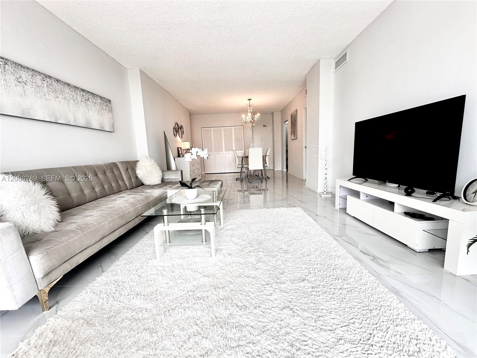 500 Bayview Dr # 717 — Photo 4