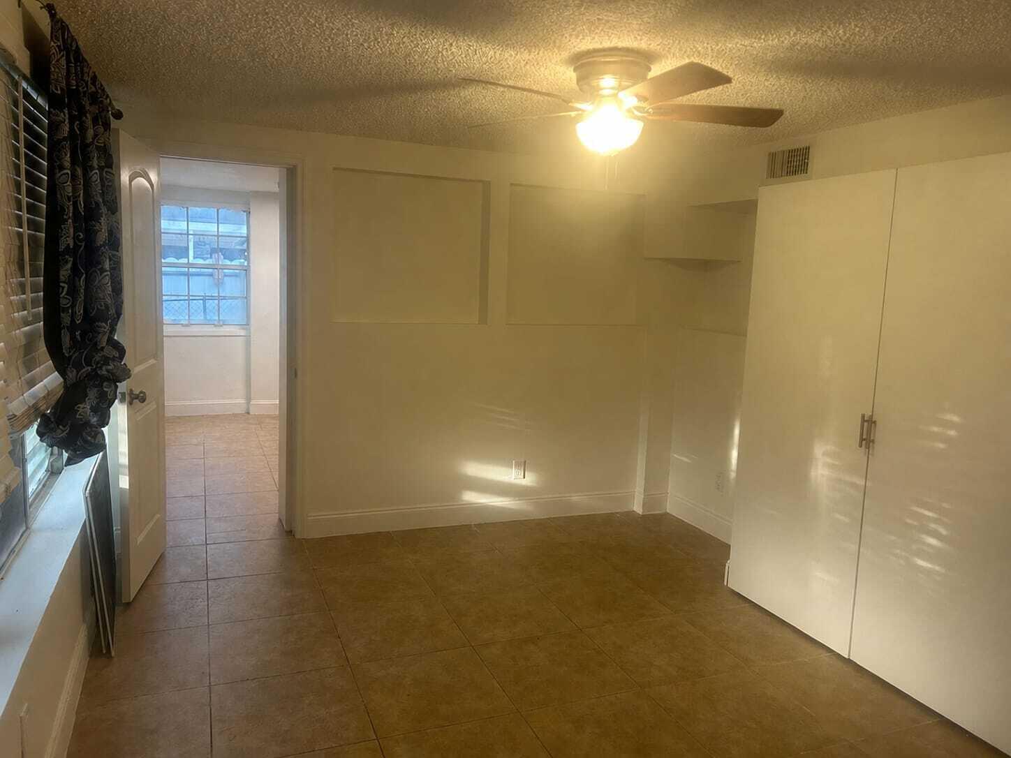 1067 Iroquois Avenue — Photo 4