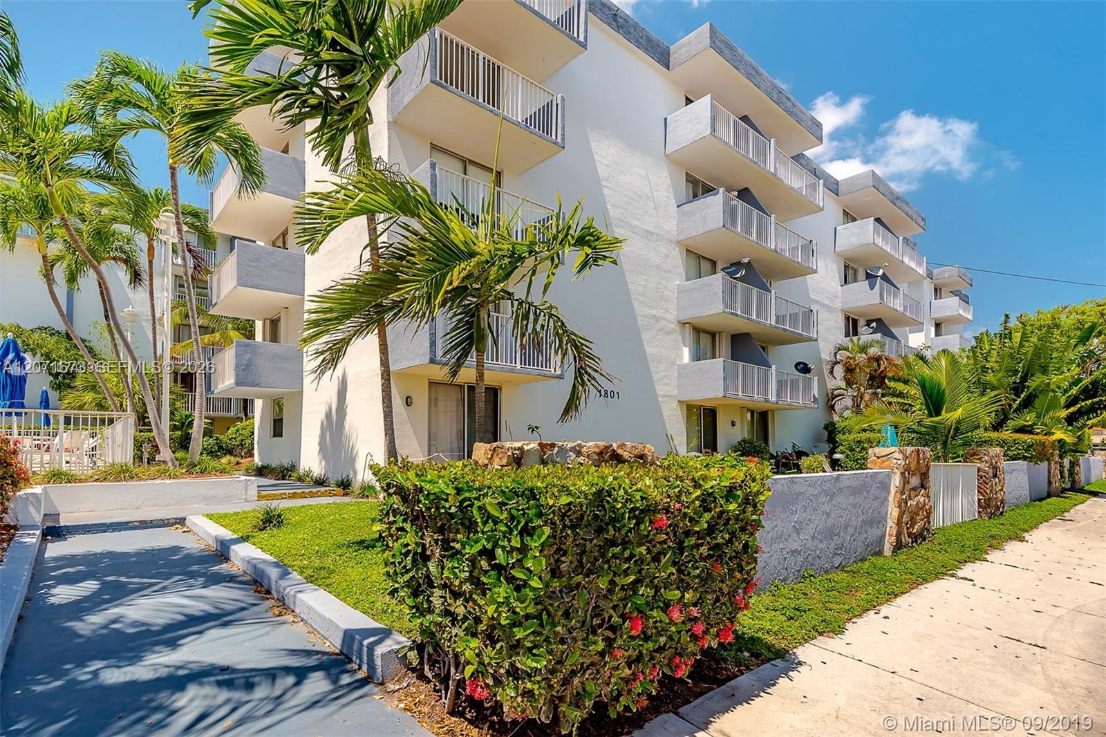 1801 S treasure dr # 302 View 1
