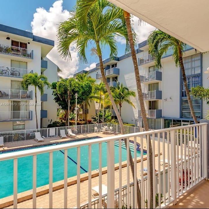1801 S treasure dr # 302 View 4