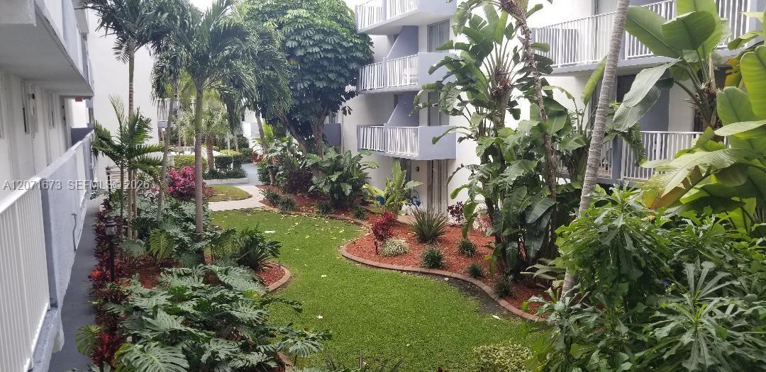 1801 S treasure dr # 302 View 5