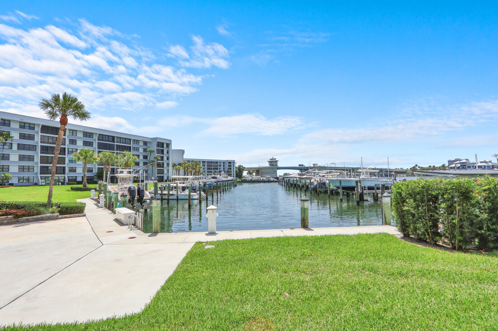 1648 Jupiter Cove Drive # 214, Jupiter FL 33469