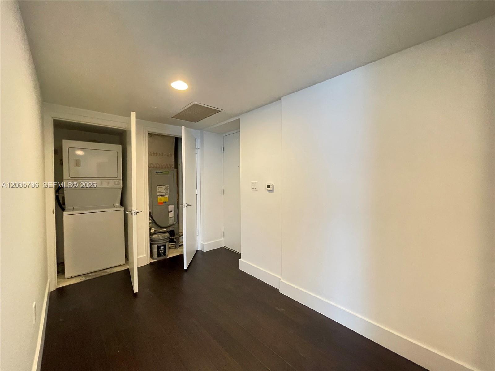 55 SE 6th St # 2702 — Photo 3
