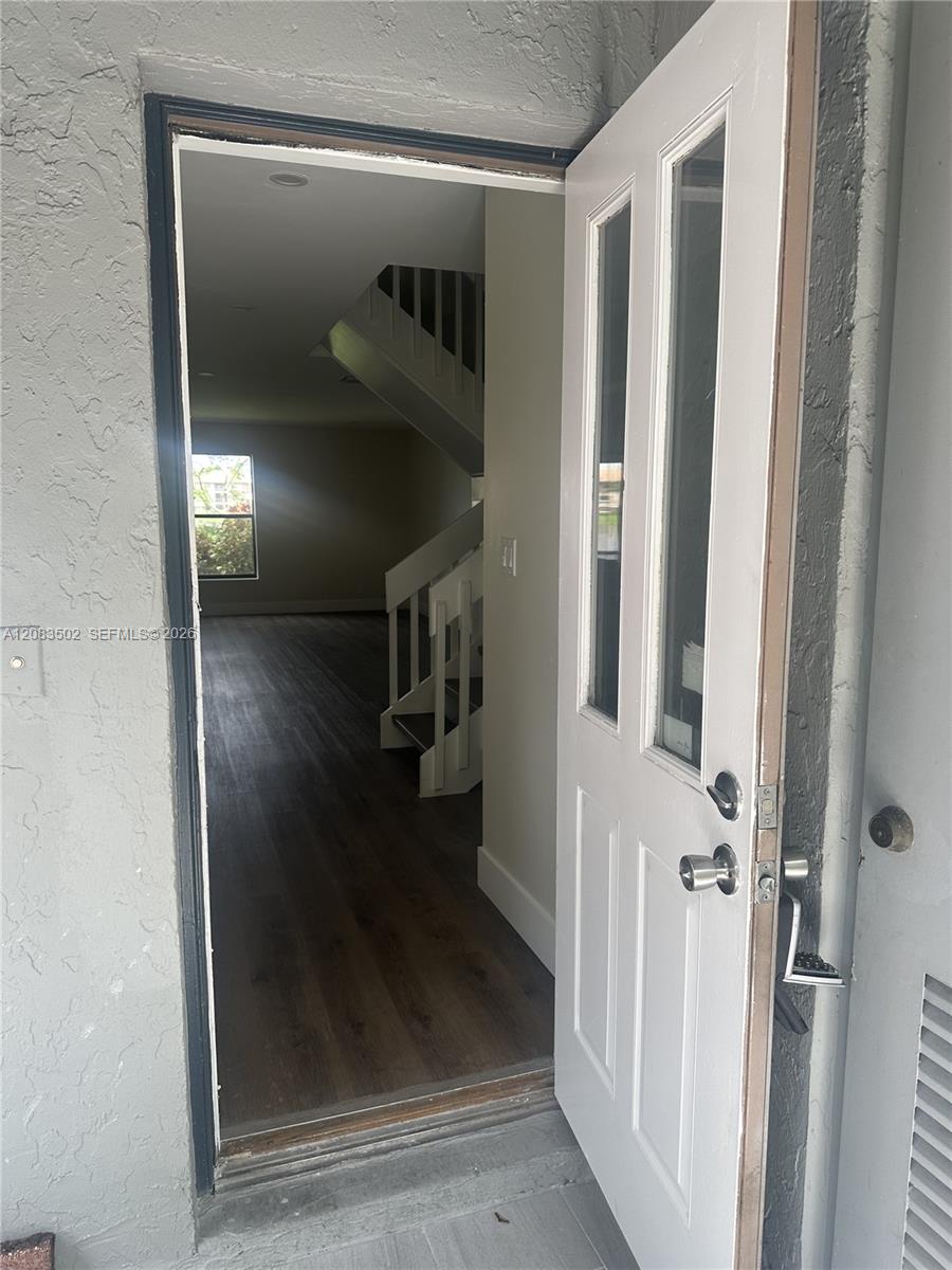 2643 NW 42nd Ave — Photo 2
