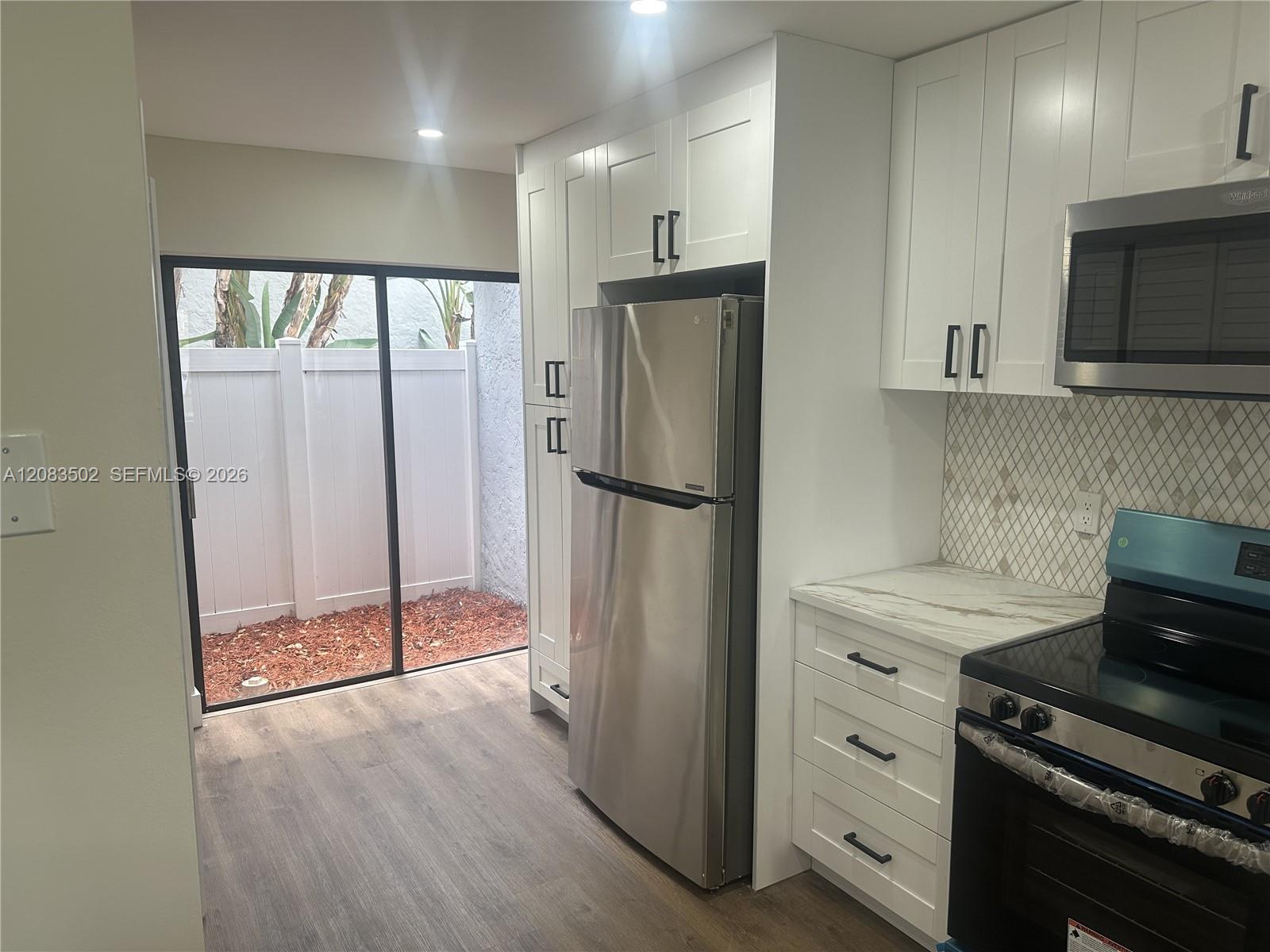 2643 NW 42nd Ave — Photo 3