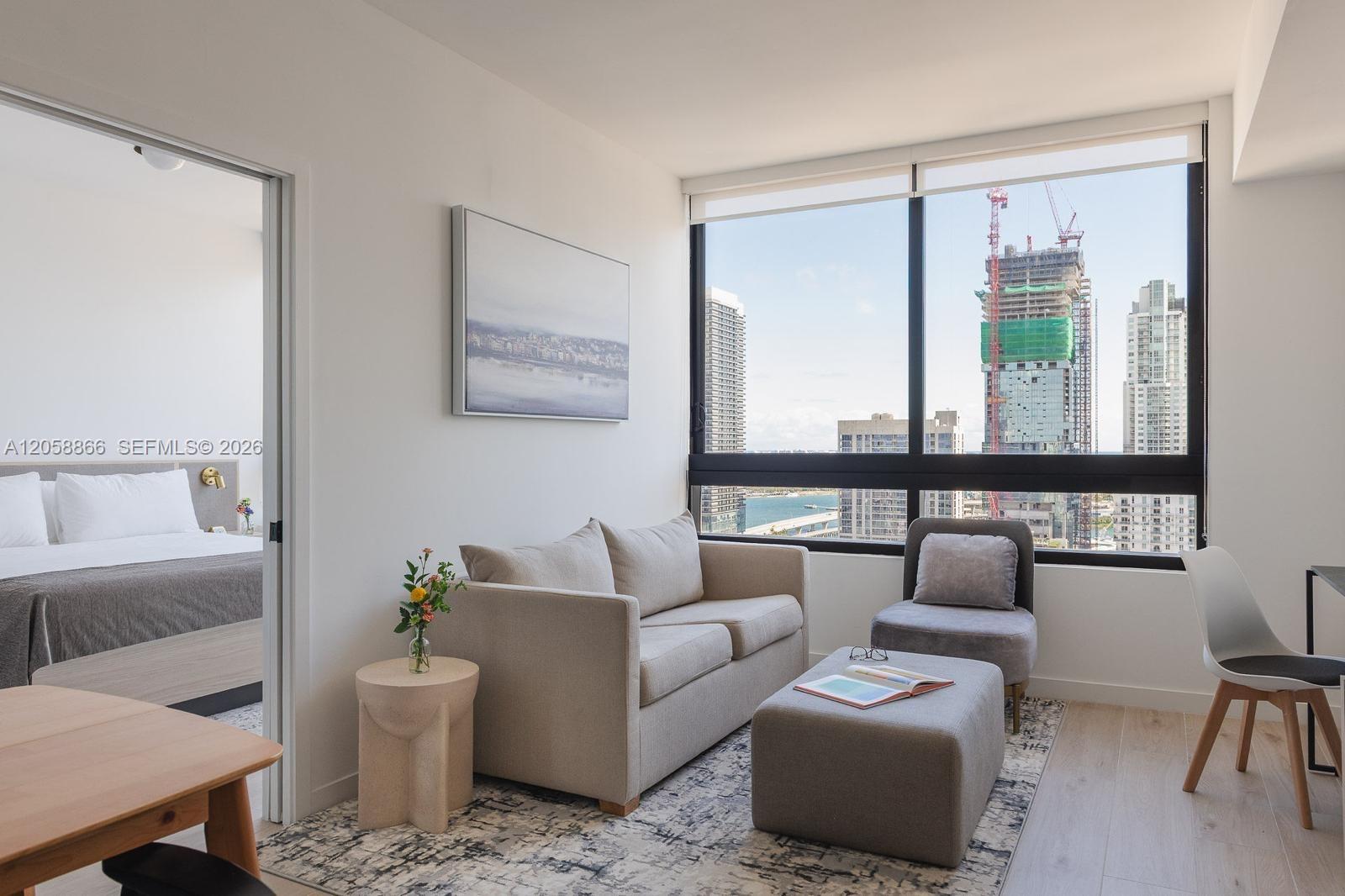 225 N Miami Ave # 3203, Miami FL 33128
