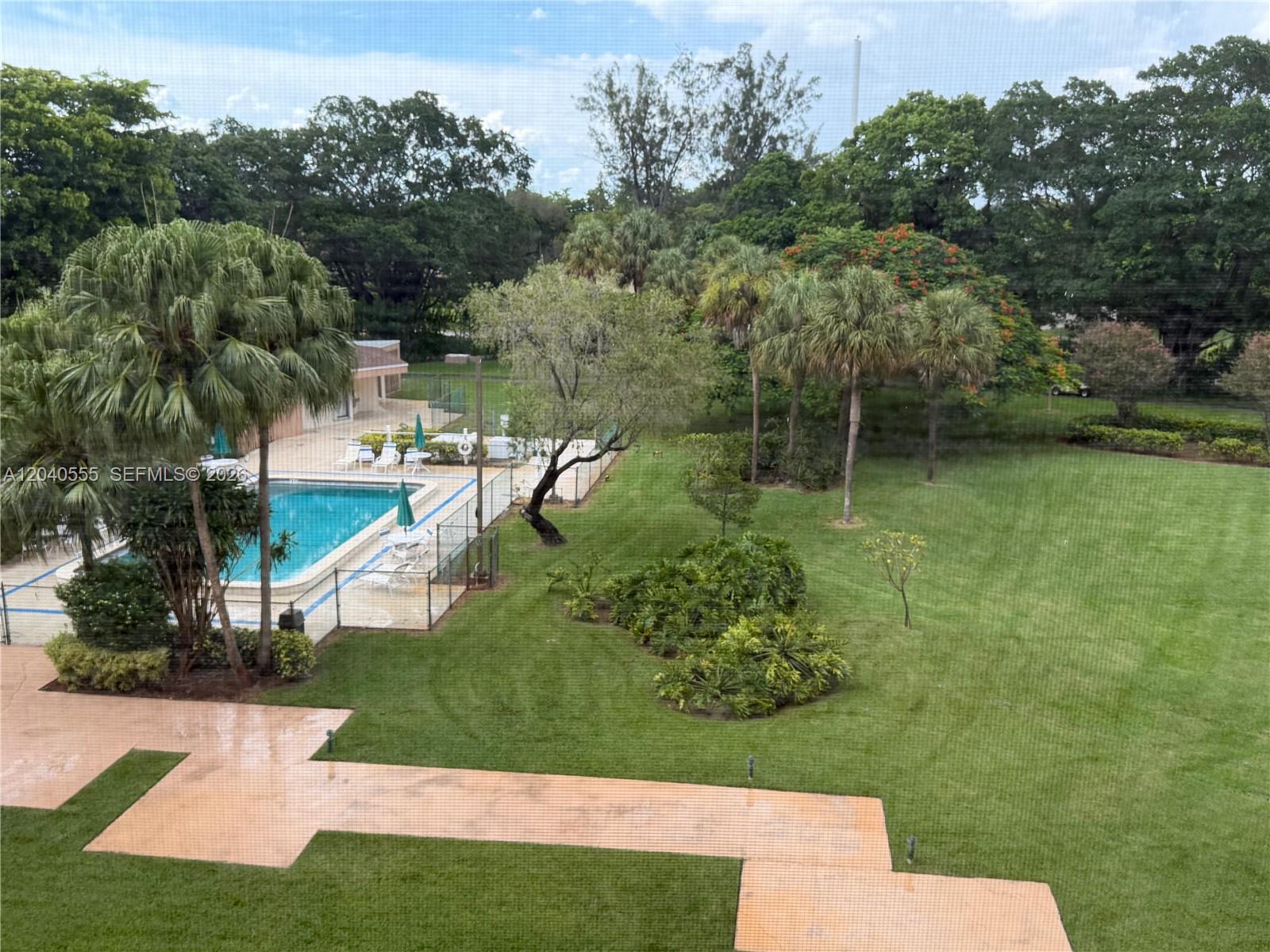 900 Saint Charles Pl # 407, Pembroke Pines FL 33026