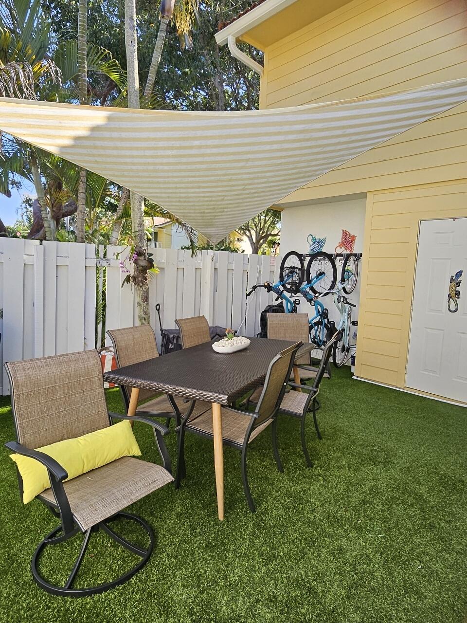 226 Seabreeze Circle — Photo 3
