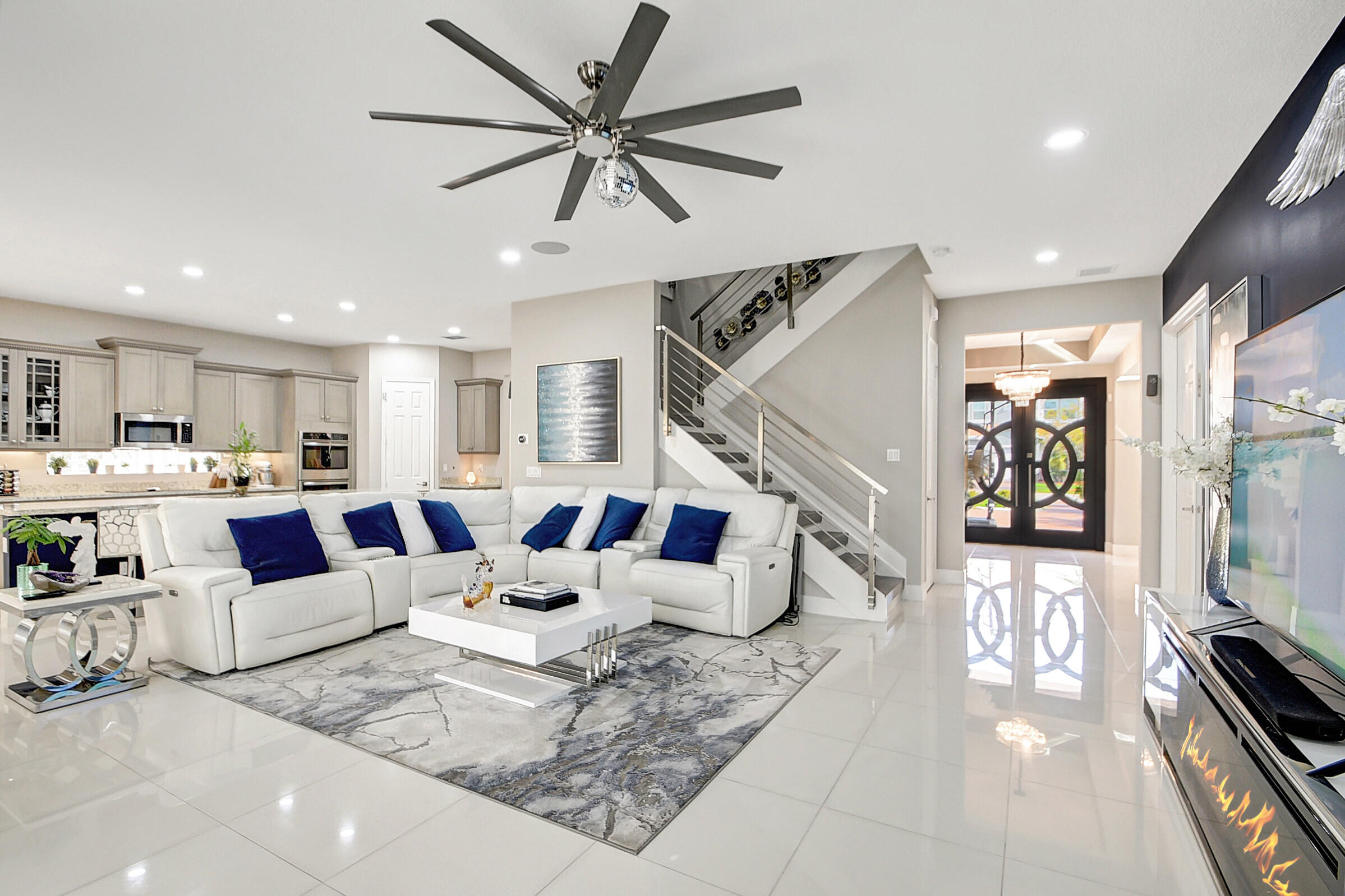 8952 Cypress Grove Lane, Royal Palm Beach FL 33411
