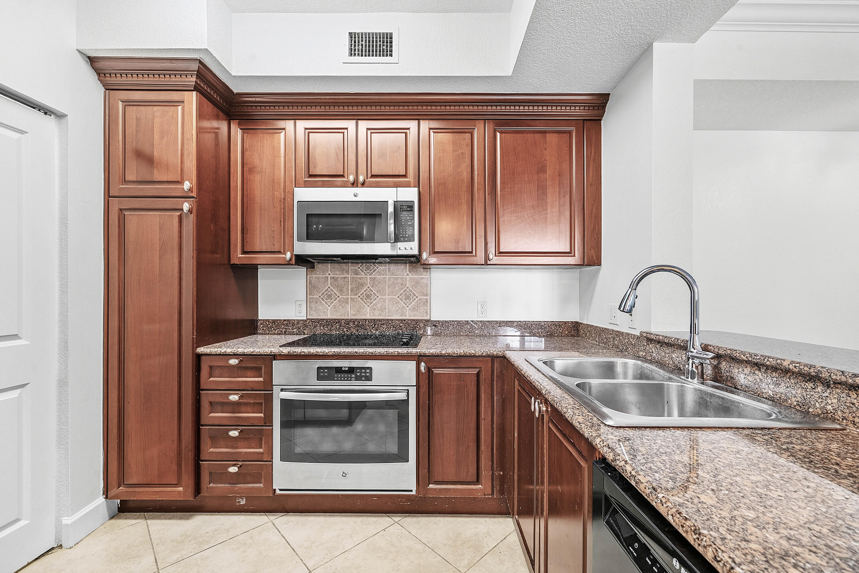 1660 Renaissance Commons Boulevard # 2421 — Photo 2