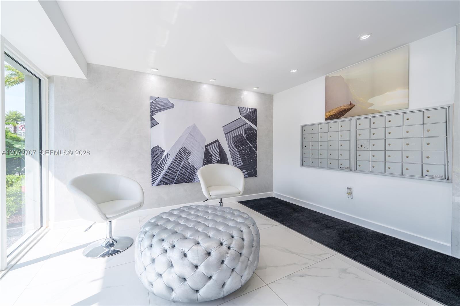 720 Collins Ave # 502 — Photo 3
