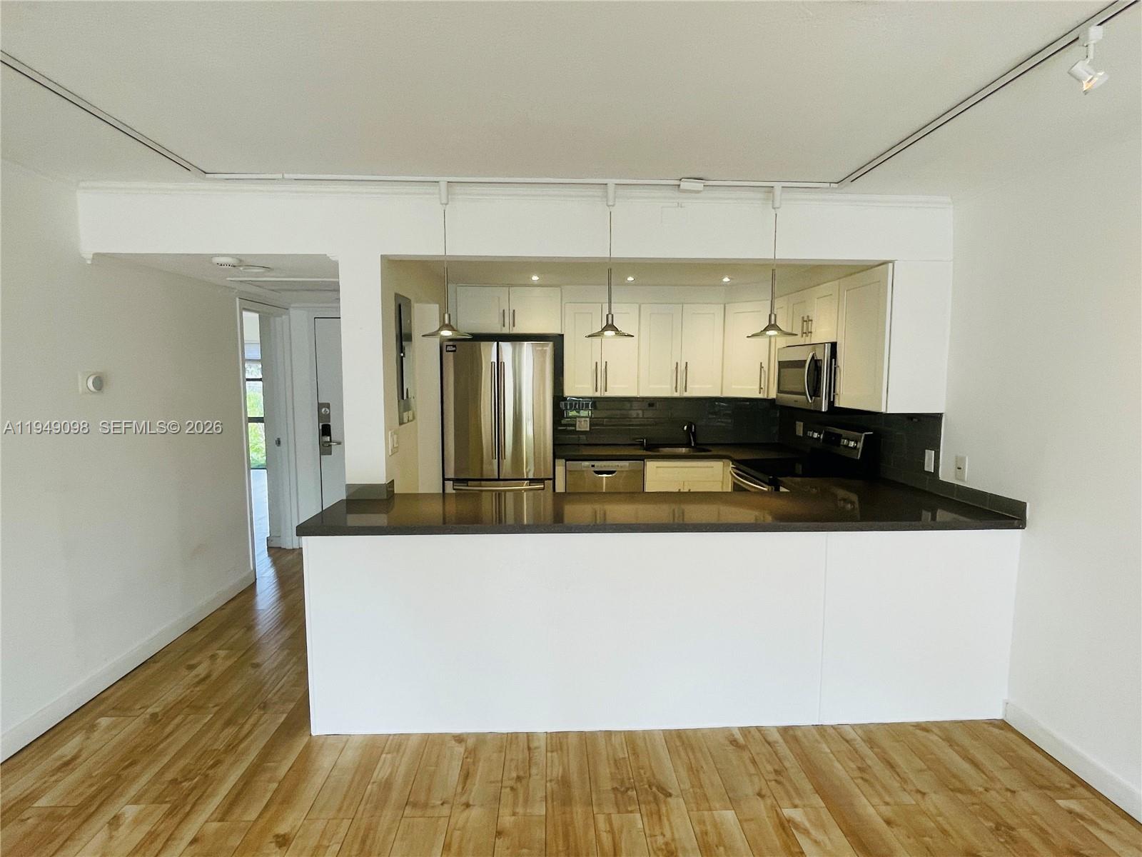 1650 NE 115th St # 311 — Photo 4