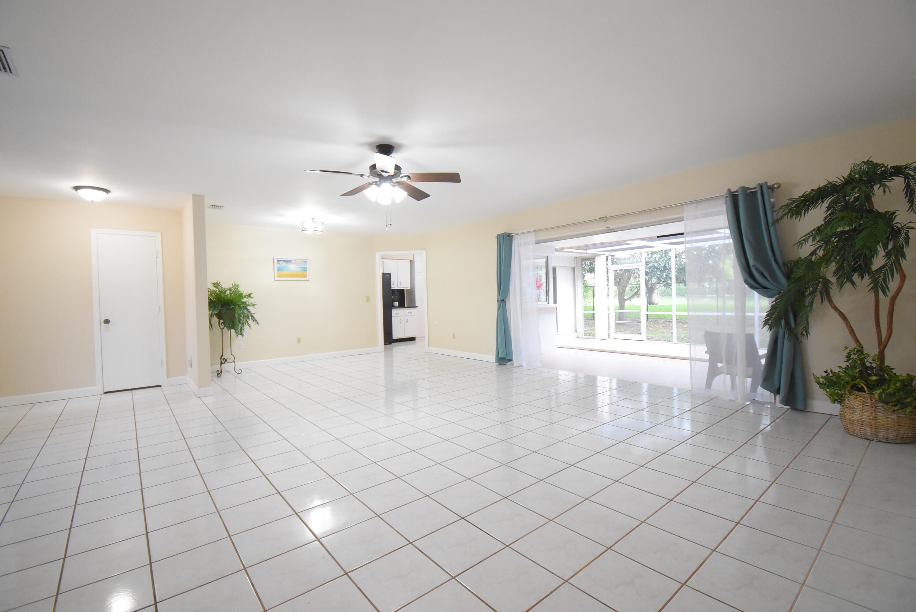 22584 Lanyard Street — Photo 5