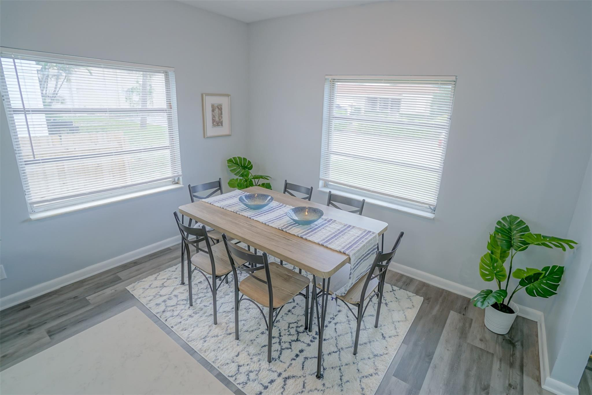 1102 SUNSET Road — Photo 4