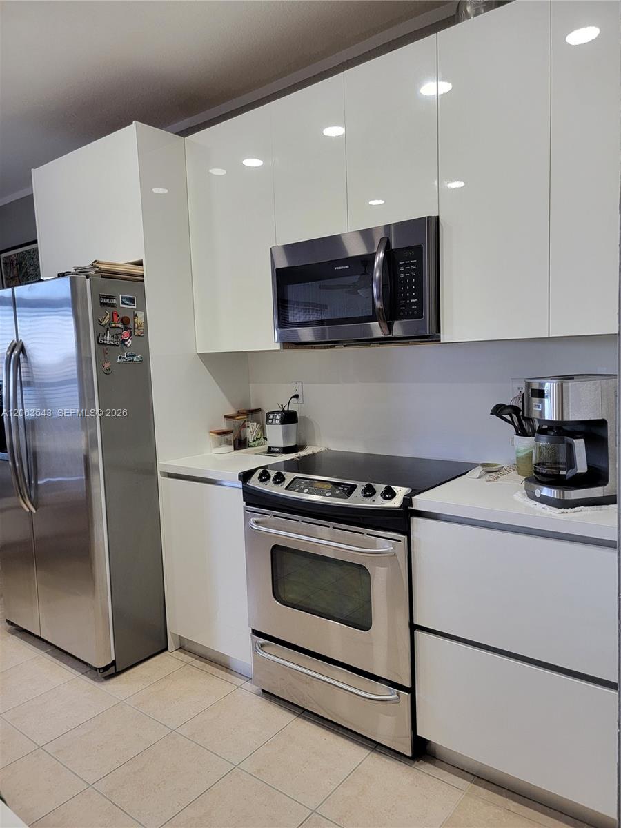15375 SW 9th Way — Photo 4