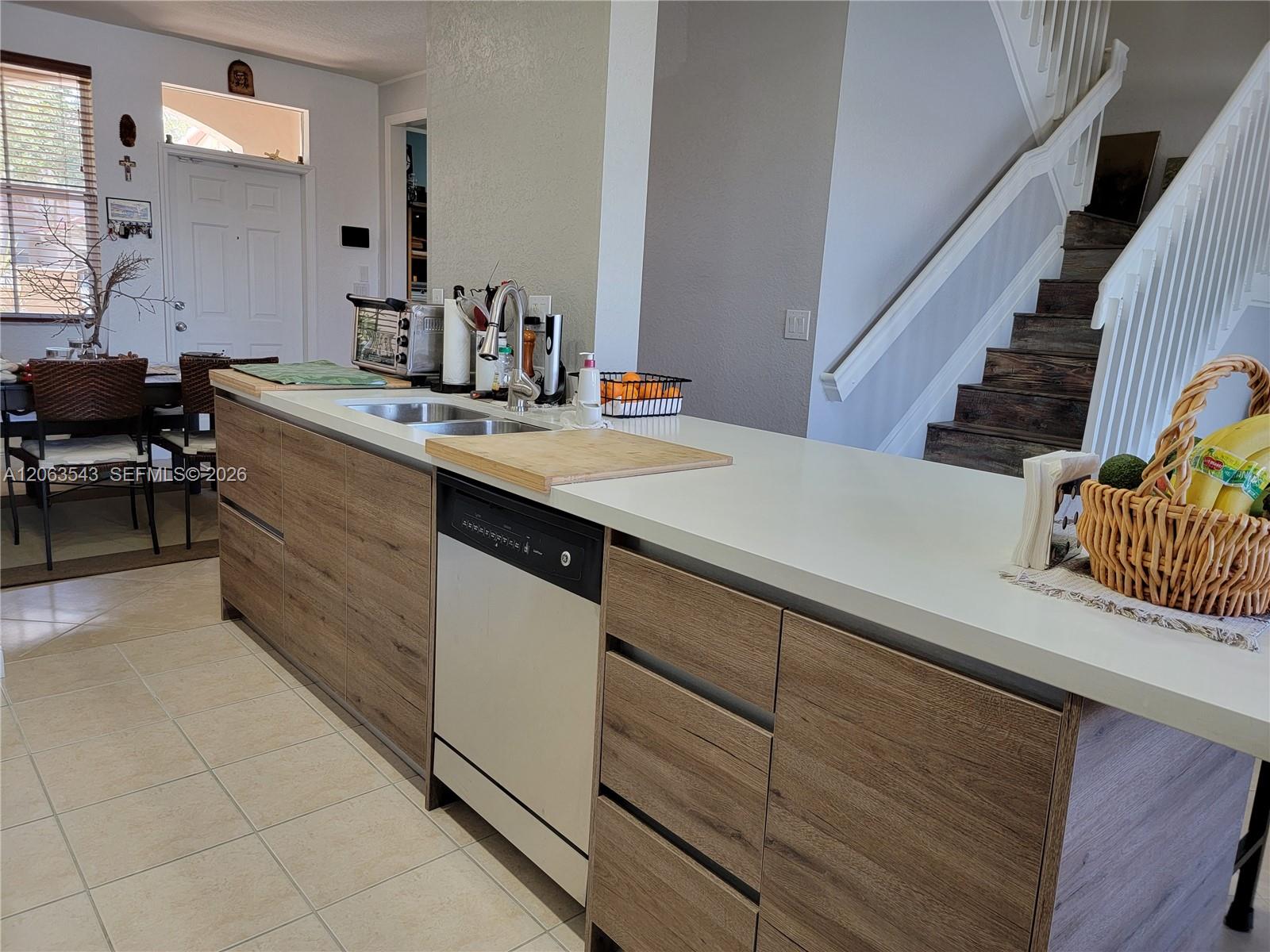15375 SW 9th Way — Photo 5