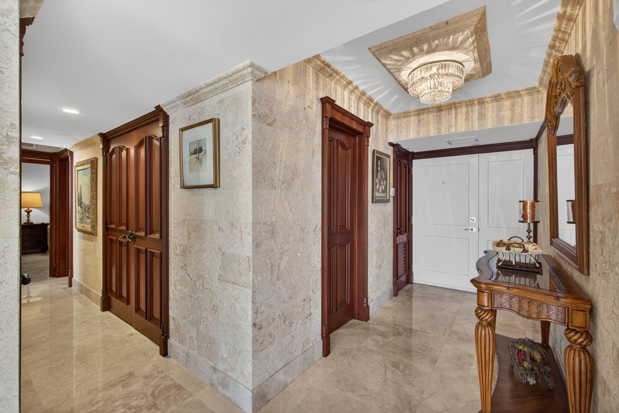 3400 N Ocean Drive ph — Photo 3