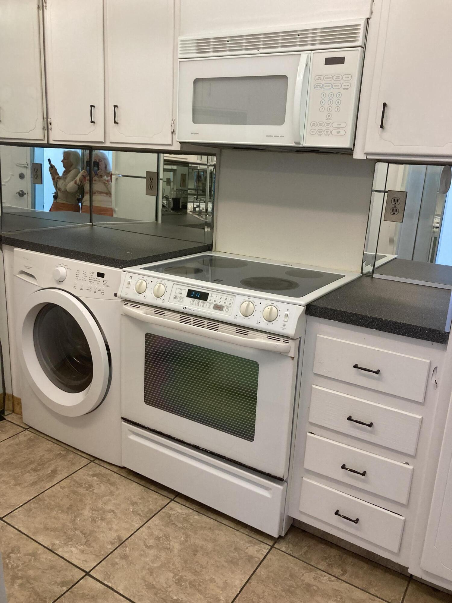 4010 Galt Ocean Drive Apt 206 — Photo 4