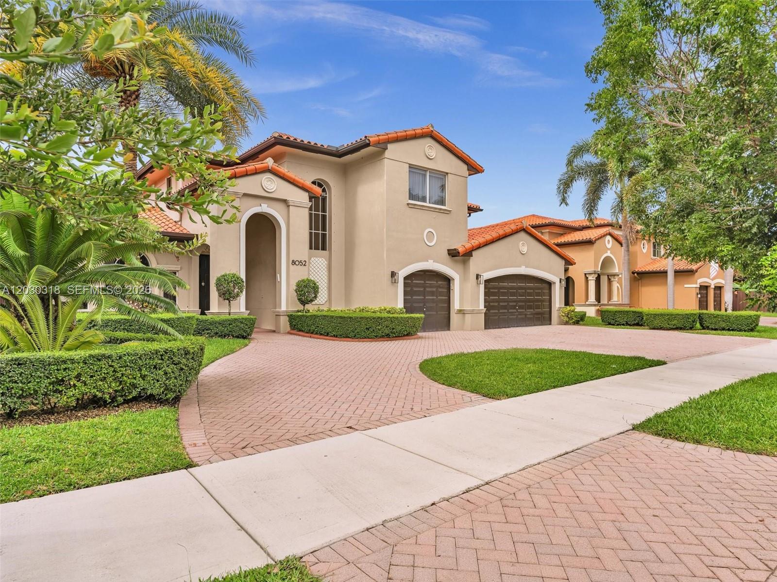 8052 NW 161st Ter, Miami Lakes FL 33016