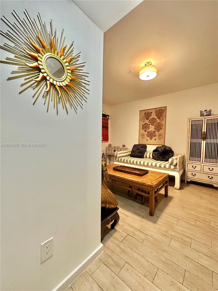 1611 Meridian Ave # 103 — Photo 2