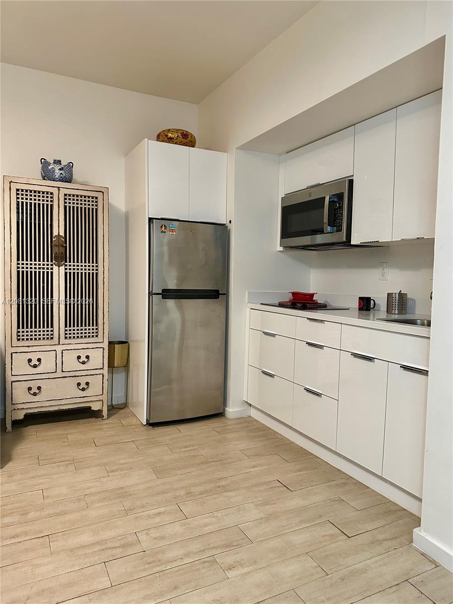 1611 Meridian Ave # 103 — Photo 3