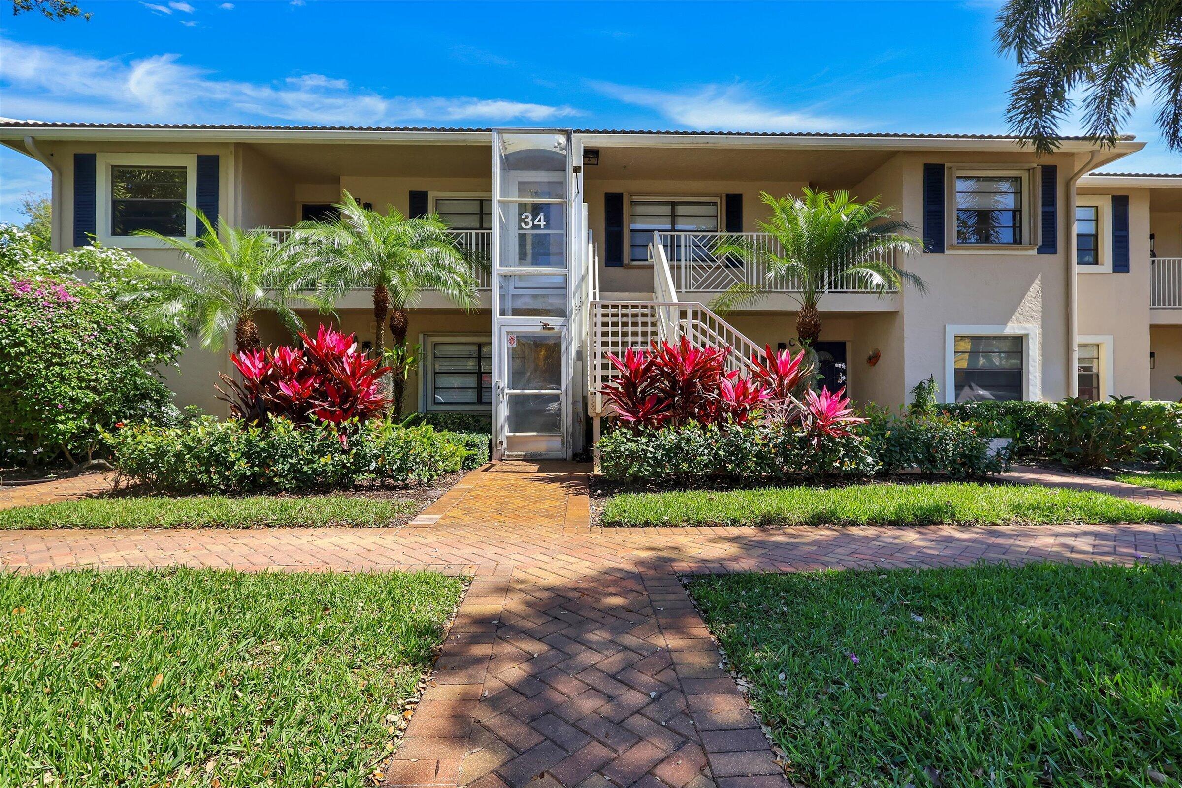 34 W Stratford Ln Lane W # D, Boynton Beach FL 33436