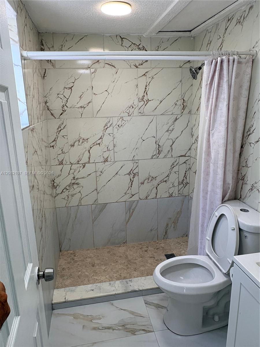 1125 SE 9th Ave # 2 — Photo 3